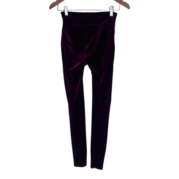 SPANX Red Velvet High Waisted Leggings- Power Waistband- Rich Burgundy- Small - Picture 10 of 16